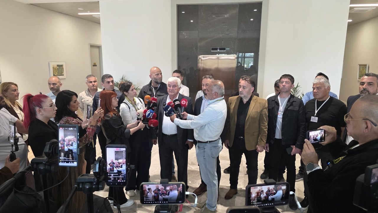 Sendikacılar Meclis'teydi...Bıçaklı: 'Bizim istediğimiz de tasarının komiteye çekilmesiydi'