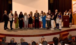 “İlk Gençlik Romanı Ödül Töreni”, Gülten Dayıoğlu’nın katılımıyla yapıldı