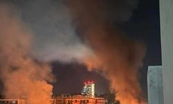 Limasol Limanı yakınında patlamaların da olduğu yangın korkuttu