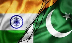 Pakistan, Hindistan ile derhal yürürlüğe girecek bir ateşkes konusunda anlaşmaya varıldığını açıkladı
