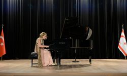 Rüya Taner Cumhurbaşkanlığı Yerleşkesinde resital verdi