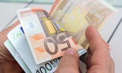 Güney Kıbrıs’ta çalışanların yüzde 36,5’i bin 500 Euro’nun altında maaş alıyor