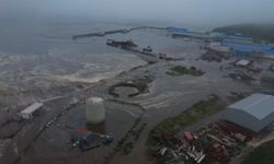 Tsunami dalgaları Hawaii'yi etkilemeye başladı... Rusya'da tsunami dalgalarının boyu beş metreyi buldu