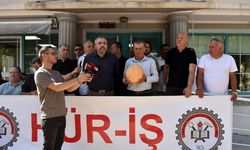 HÜR-İŞ'ten Çalışma ve Sosyal Güvenlik Bakanlığı önünde "kabaklı" eylem...