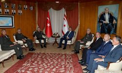 Başbakan Üstel, Türkiye Genelkurmay Başkanı Bayraktaroğlu’nu kabul etti