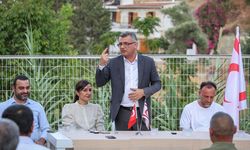 Erhürman, Lapta Başpınar’da bölge halkıyla bir araya geldi
