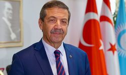 Ertuğruloğlu: Er ya da geç dünya adadaki fiili durumu hukuken de kabul etmek durumunda kalacaktır