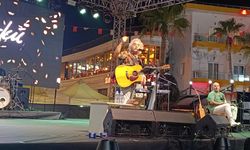 Girne Arkın Group Fest 25 kapsamında Yeni Türkü konser verdi