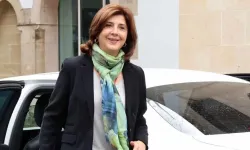Holguin, dün Rum Müzakereci Menelau ile görüştü