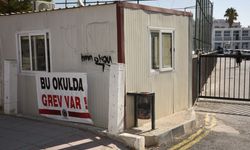 KTOEÖS’ün Atatürk Meslek Lisesi’ndeki grevi bugün de devam ediyor