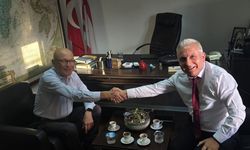 Bağımsız Cumhurbaşkanı adayı Gürlek, Talat ve Eroğlu'nu ziyaret etti