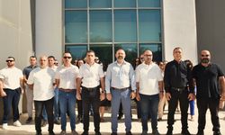 Dört sendika, Ticaret Dairesi'nde yaşanan sıkıntılar nedeniyle basın açıklaması yaptı