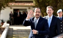 Hristodulidis Erhürman'ı tebrik etti