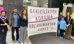 Bağımsızlık Yolu, Güzelyurt Kaymakamlığı önünde basın açıklaması yaptı