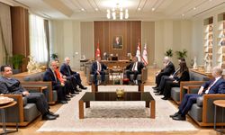 Cumhurbaşkanı Tufan Erhürman, CHP Genel Başkanı Özgür Özel ve beraberindeki heyeti kabul etti