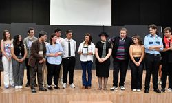 DAÜ Tiyatro Topluluğu Temaşa Gecesi-3'ü sahneledi