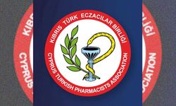 Eczacılar Birliği: 'Cumhuriyet değerlerine bağlı kalarak halkın sağlığına hizmet sorumluluğumuzu sürdürüyoruz'