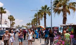 Güney Kıbrıs'ta yasal olarak ikamet eden yabancı ülke vatandaşlarının sayısı yaklaşık 200 bin