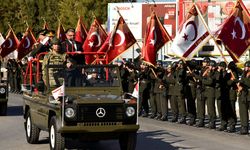 Kuzey Kıbrıs Türk Cumhuriyeti'nin (KKTC) 42'nci kuruluş yıl dönümü kutlamaları kapsamında Lefkoşa'da Dr. Fazıl Küçük Bul