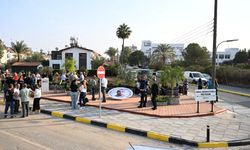 Lefkoşa'daki 'Amaç Arnavutoğlu Meydanı' törenle açıldı