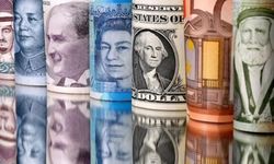 Euro 50,30 TL, sterlin 57,30 TL, dolar 42,80 TL'den işlem görüyor