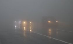 Girne-Değirmenlik anayolunda toprak kayması ve sis