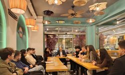 HP Genel Başkanı Özersay Ankara'da gençlerle bir araya geldi