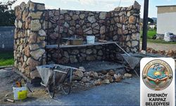 Dipkarpaz'a taş otobüs durakları inşa edildi