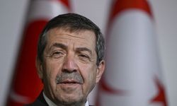 Ertuğruloğlu, Kıbrıs konusunda izlenen politikayı eleştirdi: 'Kıbrıs Türkü'ne zaman ve statü kaybettiriliyor'