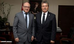 Başbakan Üstel, Gazeteciler Cemiyeti Başkanı Akar'ı kabul etti