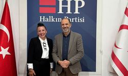 Emekli Bürokrat Ebru Çomunoğlu, Halkın Partisi'ne katıldı