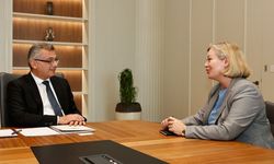 Erhürman, Finlandiya Büyükelçisi'ni kabul etti