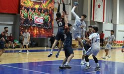 Girne'de Hentbol Gecesi