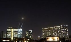 İran ordusu: ABD üsleri ve İsrail'in çeşitli kentlerini hedef alan yeni füze saldırı dalgası başladı