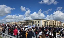 Sendikalar genel grevde: Sendika başkanları Başbakan Üstel ile görüşüyor