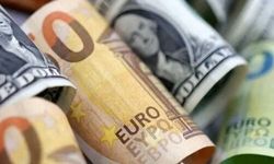 Sterlin 59,30 TL, dolar 44,35 TL, euro 51,20 TL'den işlem görüyor