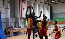 Çetinkaya Farklı Kazandı 71-56