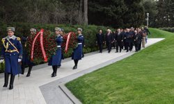 Cumhuriyet Meclisi heyeti Bakü'de ziyaretlerde bulundu