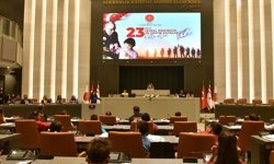 Genel Kurul koltuklarına bu kez çocuklar oturdu: