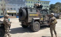 Şanlıurfa-Siverek'te okula düzenlenen silahlı saldırıda 16 kişi yaralandı