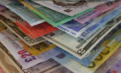 Sterlin 59,35 TL, euro 51,70 TL, dolar 44,85 TL'den işlem görüyor