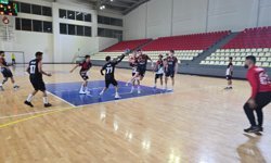 UKÜ'den Çifte Galibiyet!