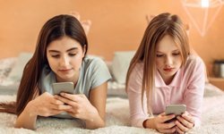 Yunanistan, sosyal medyayı 15 yaşından küçüklere 1 Ocak 2027 itibarıyla yasaklayacak