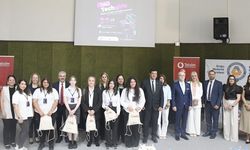 DAÜ TechGirls Komitesi'nin düzenlediği liseler arası bilişim yarışması yapıldı