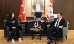 Öztürkler: 'Fırsat verildiğinde gençlerimiz kendini gösteriyor'