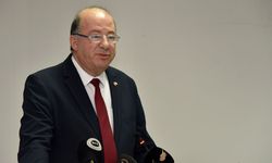 Dinçyürek: 'Nalbantoğlu Devlet Hastanesi'nde ilk kez akciğer kanseri ameliyatları robotik cerrahi yöntemiyle yapıldı'