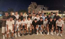 DTB U15 şampiyonluğu kutladı