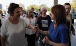 ZERRİN ÜSTEL, FİZİK TEDAVİ VE REHABİLİTASYON MERKEZİ'Nİ ZİYARET ETTİ: