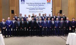 Özçınar Türk Dünyası Belediyeler Birliği toplantısına katıldı