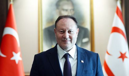 Öztürkler: "Hemşirelerin çalışma koşullarının iyileştirilmesi için atılacak her adımı destekliyorum"